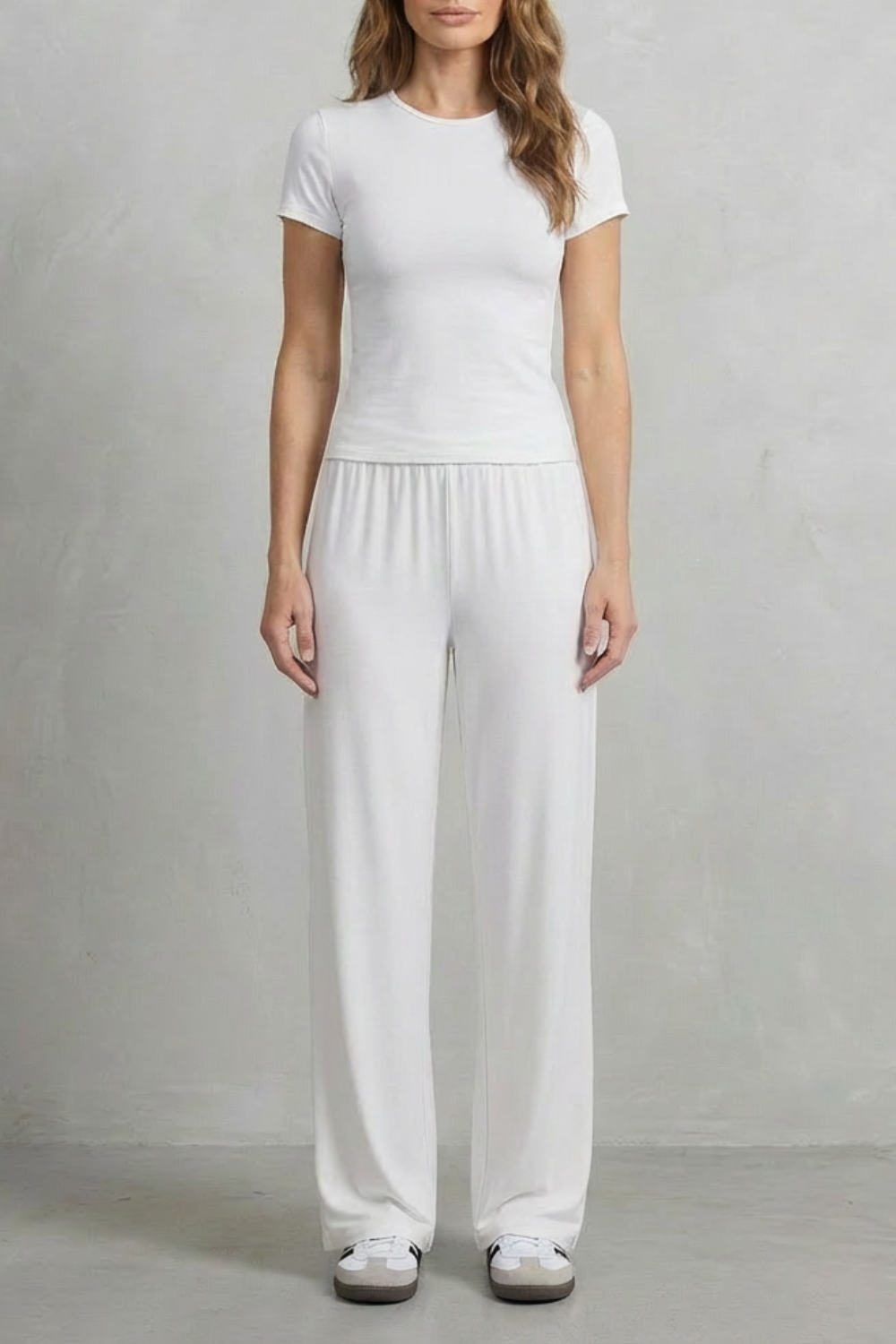Élan – Sleek Simplicity – Pure Color Wide-Leg Pants Suit