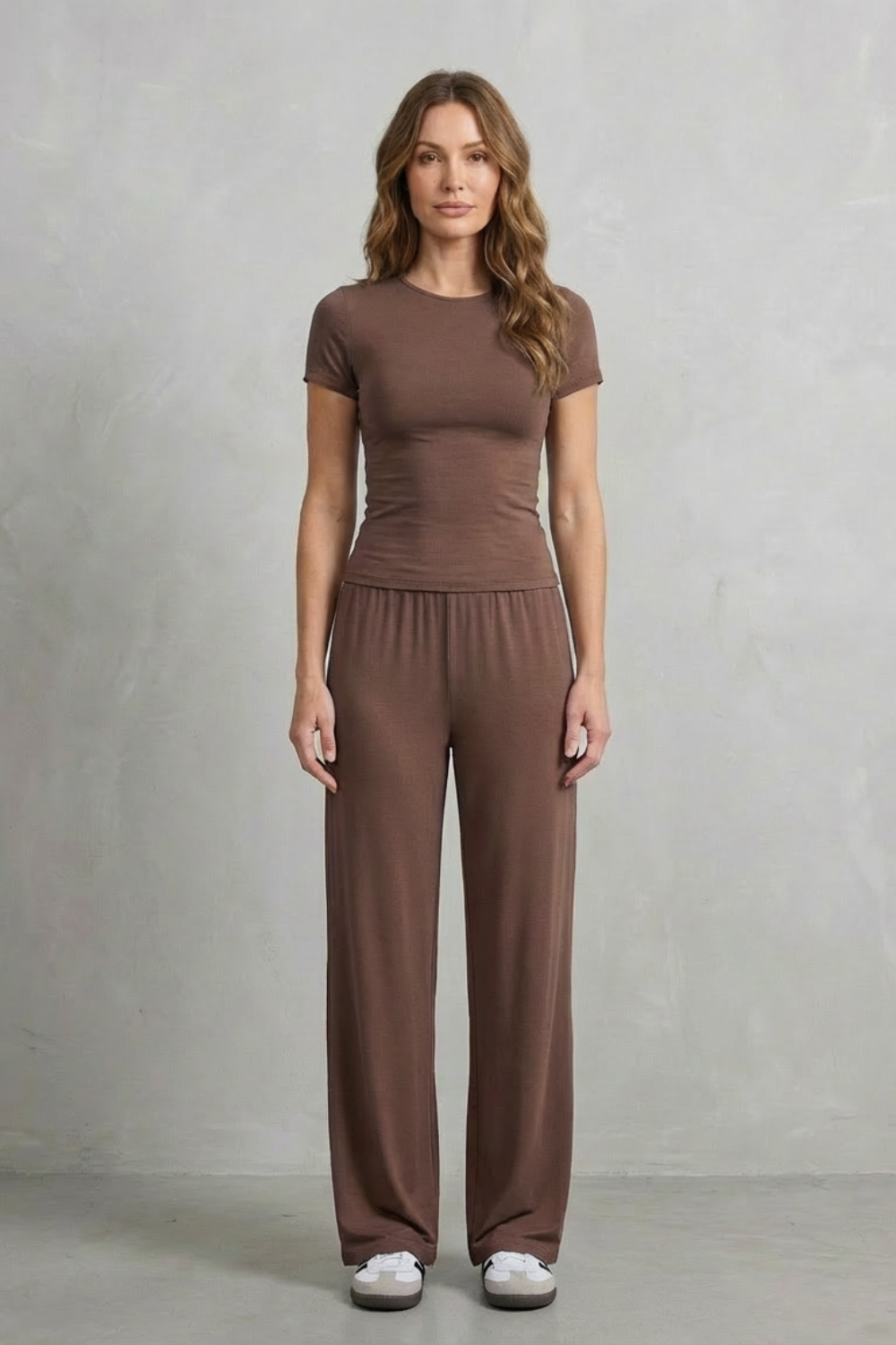 Élan – Sleek Simplicity – Pure Color Wide-Leg Pants Suit