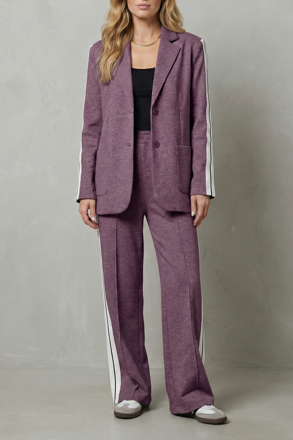 Elvaris – Sporty tailored contrast – Two piece set