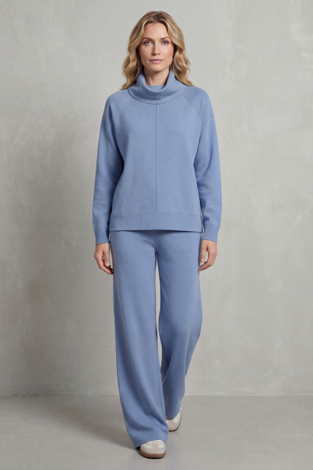 Luverra – Relaxed elegance – Two-piece lounge set