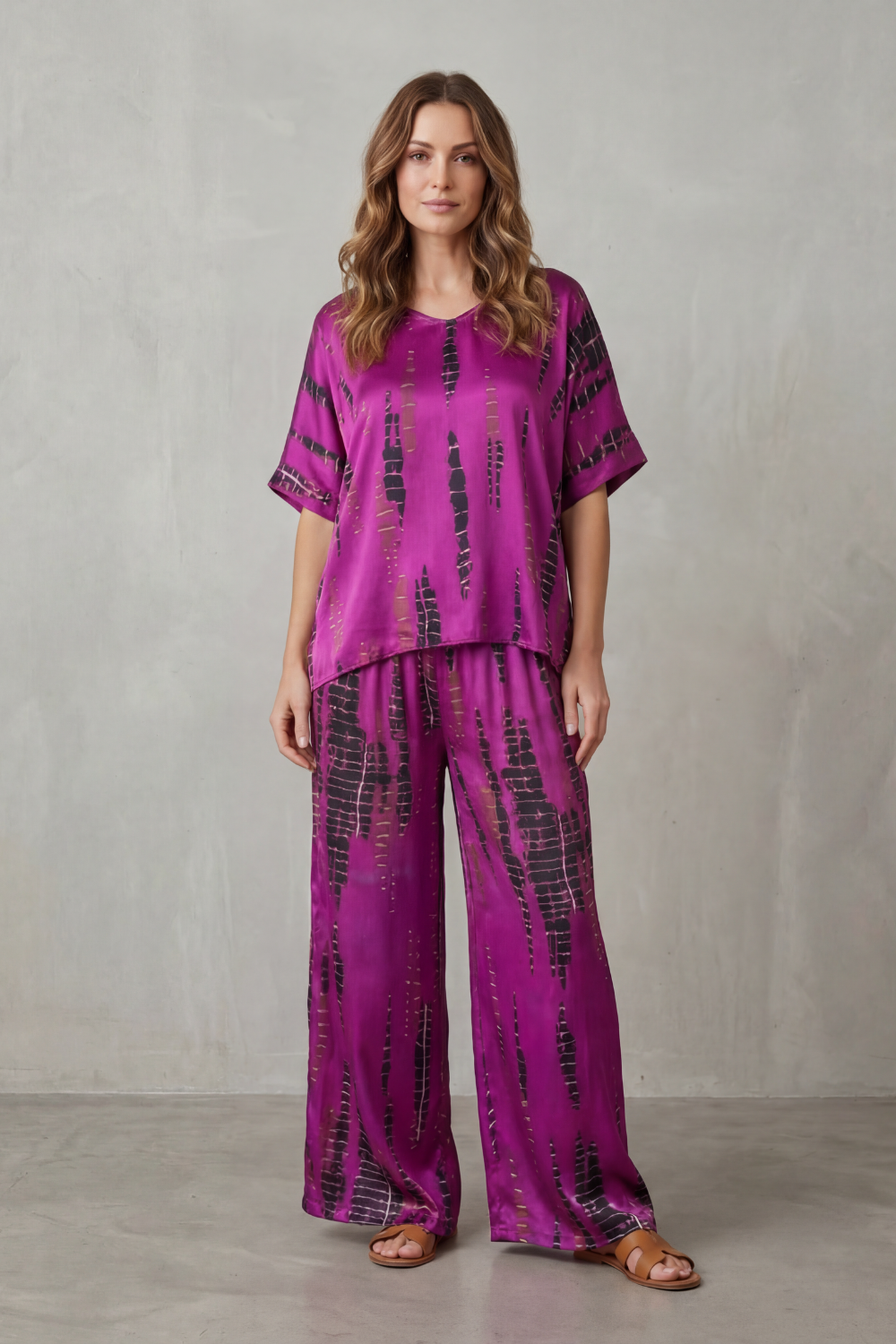 Marie – Abstract Print Detail – Wide-Leg Lounge Set