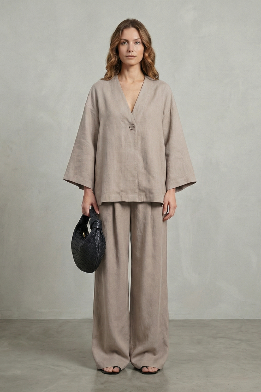 Morvella – Relaxed wrap silhouette – Two piece set