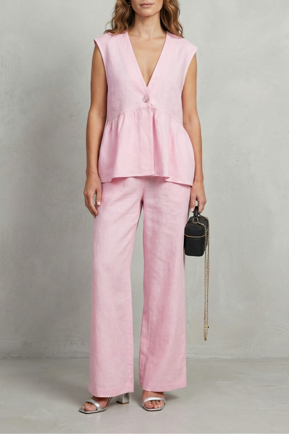 Rosélune – Soft ruffle elegance – Top and trouser set