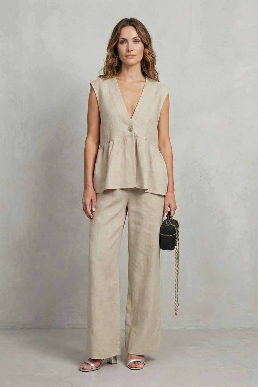 Rosélune – Soft ruffle elegance – Top and trouser set