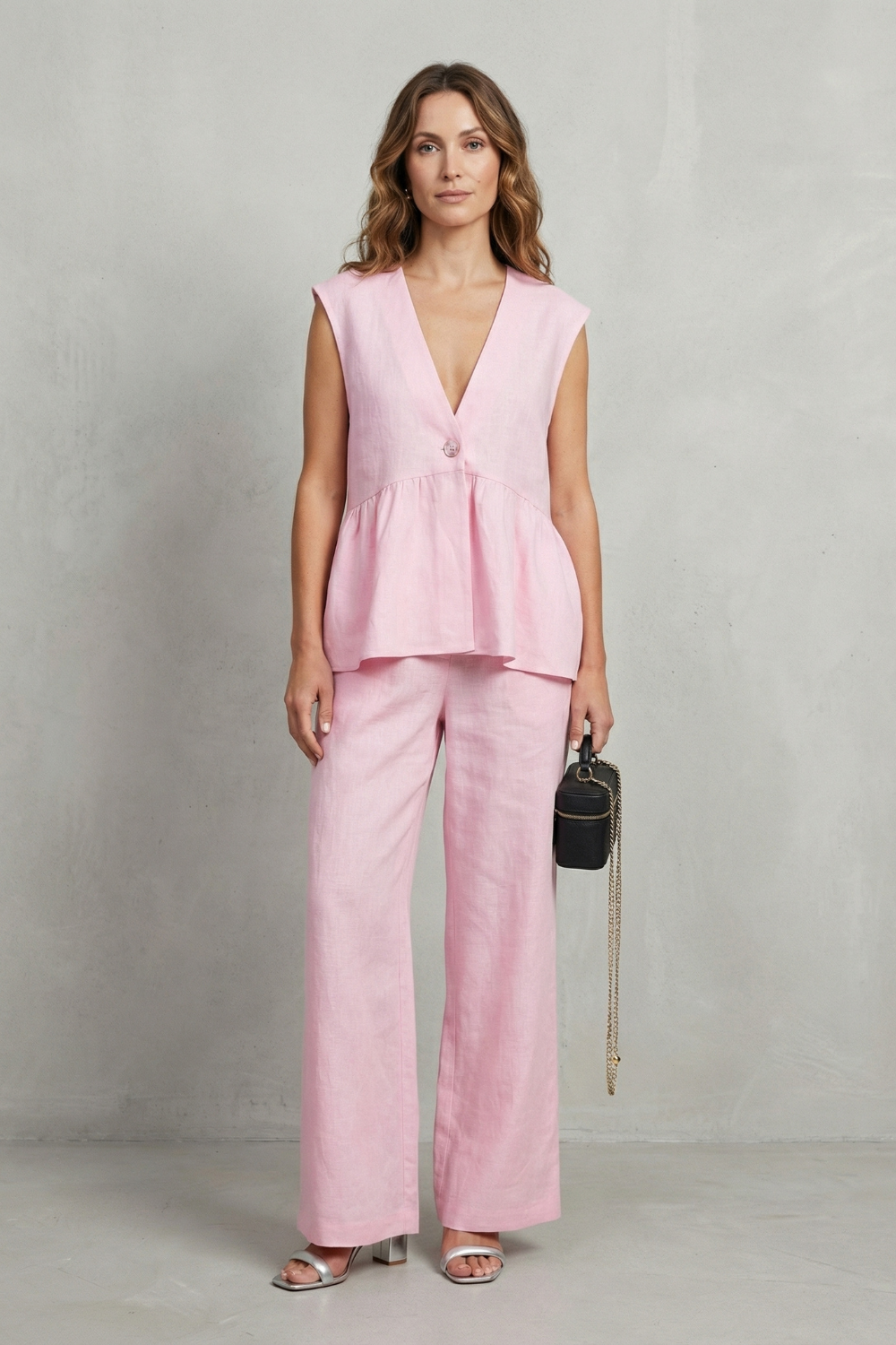 Rosélune – Soft ruffle elegance – Top and trouser set