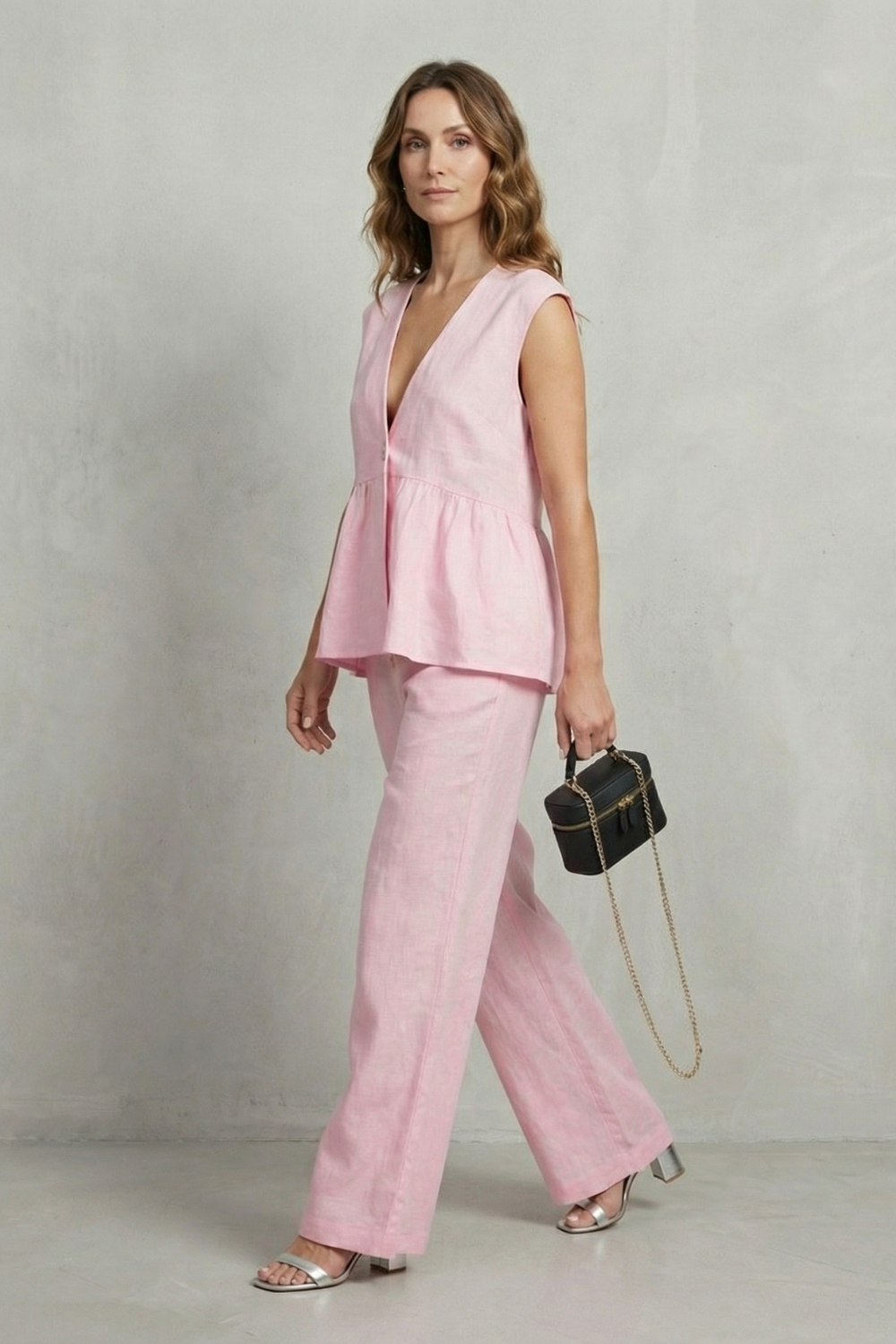 Rosélune – Soft ruffle elegance – Top and trouser set