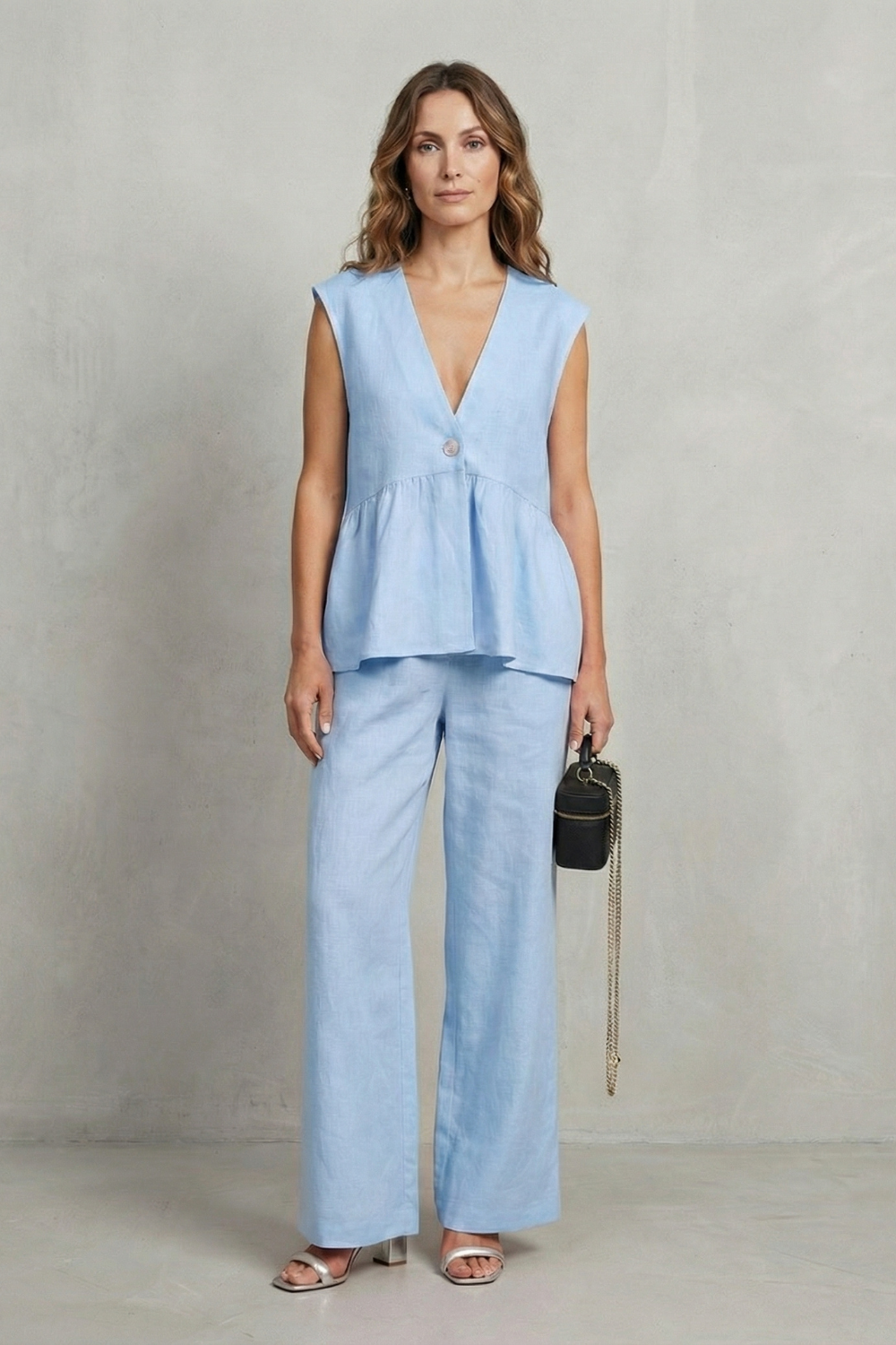 Rosélune – Soft ruffle elegance – Top and trouser set