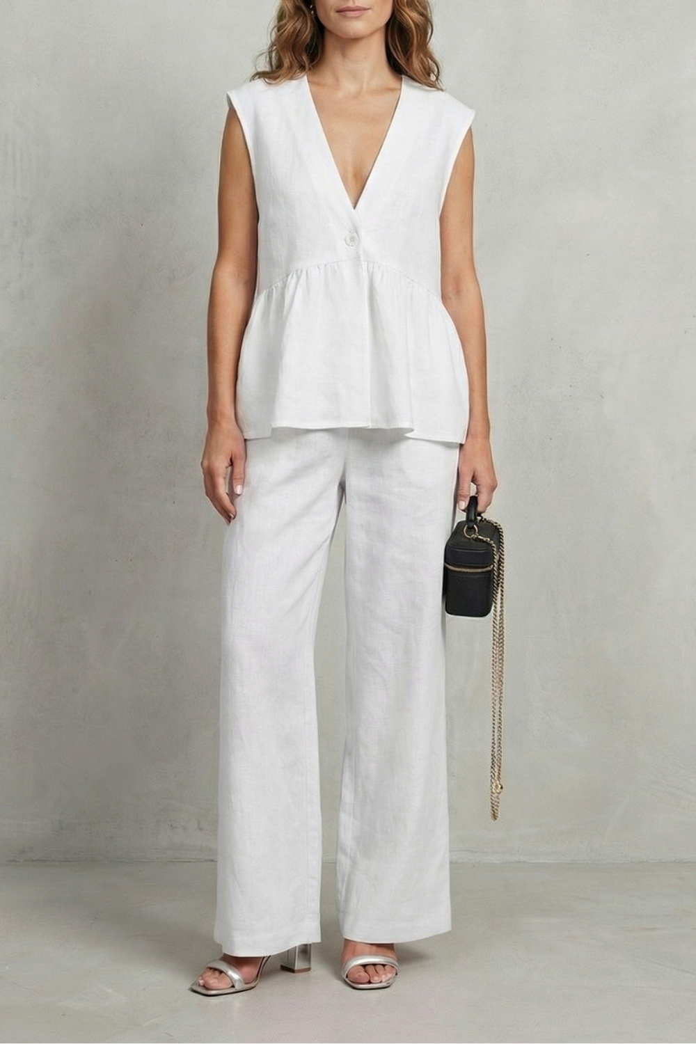 Rosélune – Soft ruffle elegance – Top and trouser set