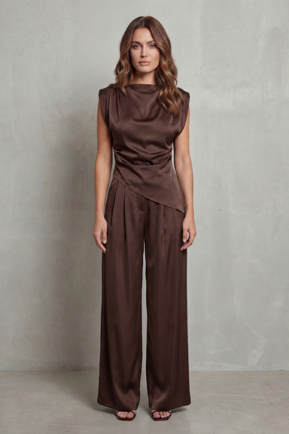 Selora – Draped waist detail – Casual elegance set