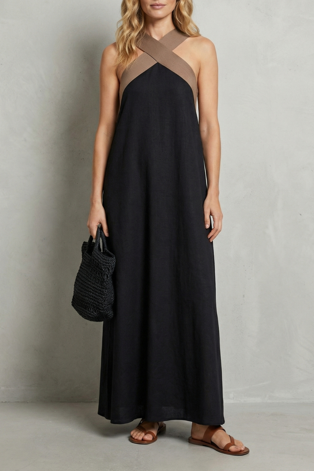 Seravelle – Cross-halter elegance – Maxi dress