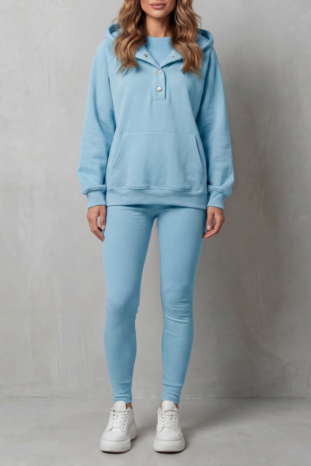 Thalina – Button detail hoodie – Cozy Relaxed Set