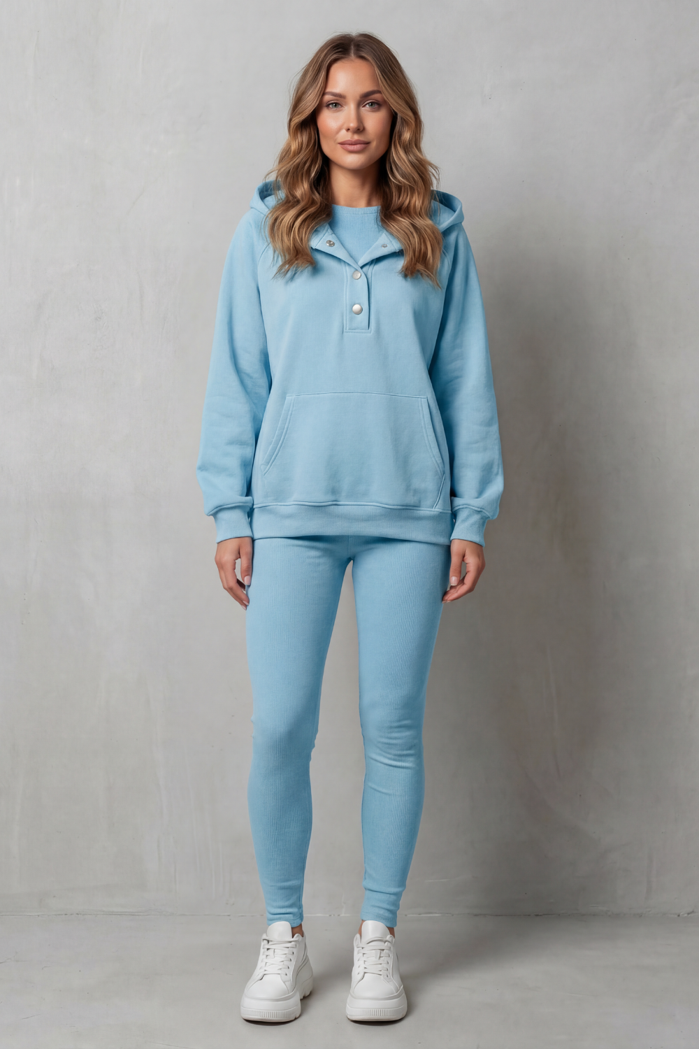Thalina – Button detail hoodie – Cozy Relaxed Set