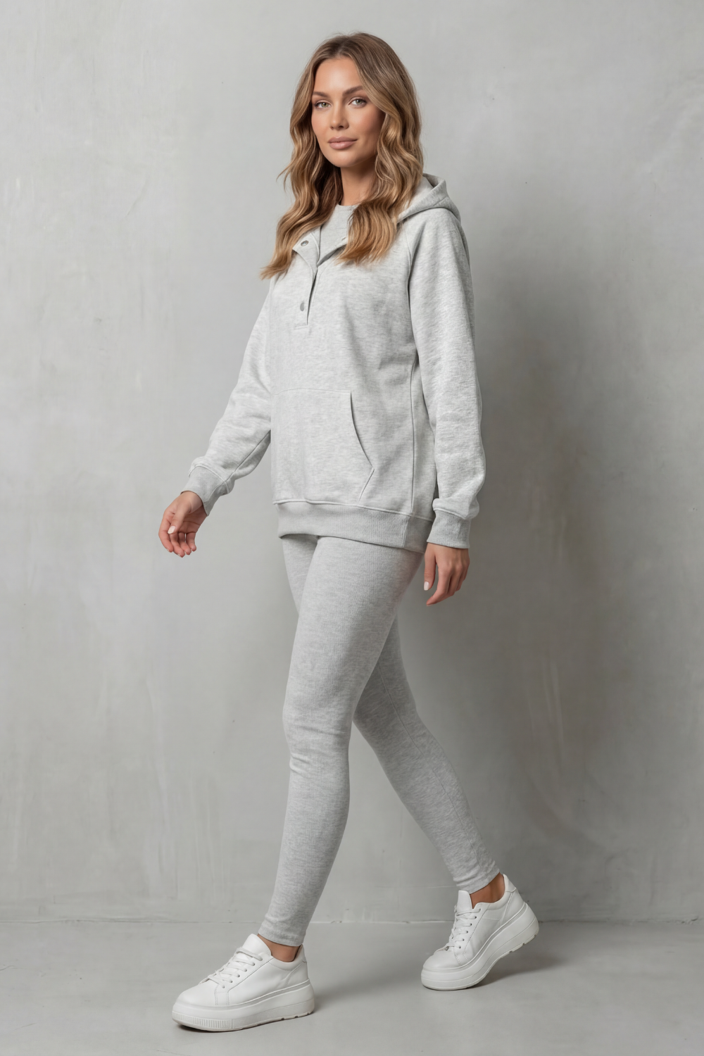 Thalina – Button detail hoodie – Cozy Relaxed Set