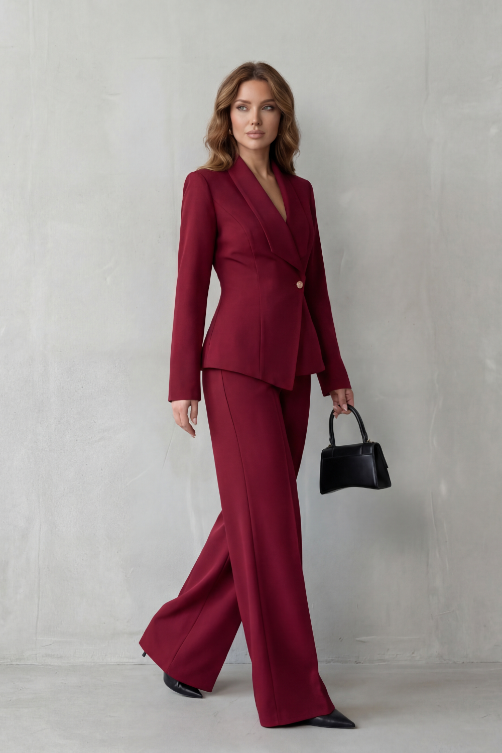 Valdérie – Sculpted waist – Tailored suit set
