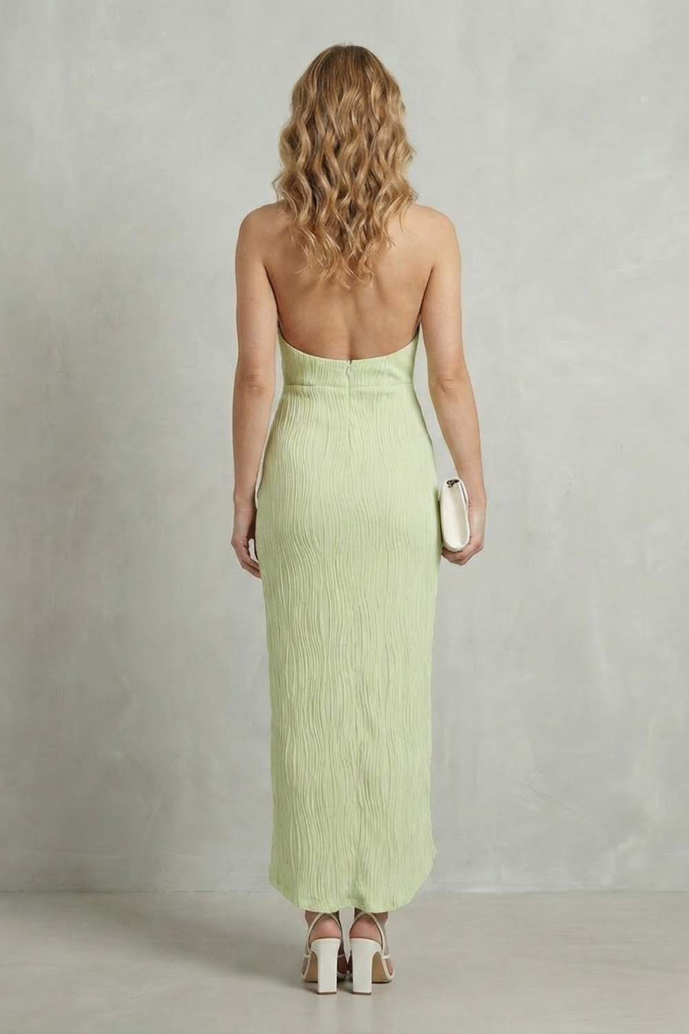 Zephyrelle – Pleated backless allure – Maxi dress